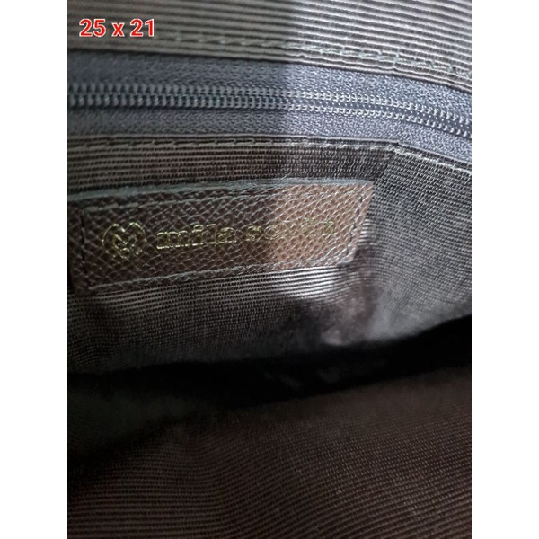 Túi 2hand - túi hến quay xách hiệu Mila Sehen.