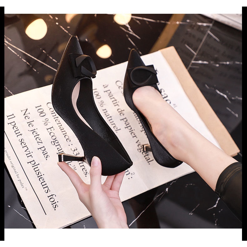 Giày Cao Gót Mũi Nhọn Bằng Satin Màu Xanh Lá Thời Trang Mùa Xuân Mới 2021