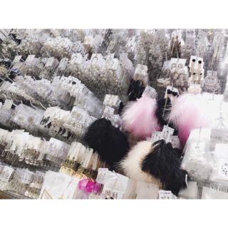 Khuyên tai giá hủy diệt 💥💥