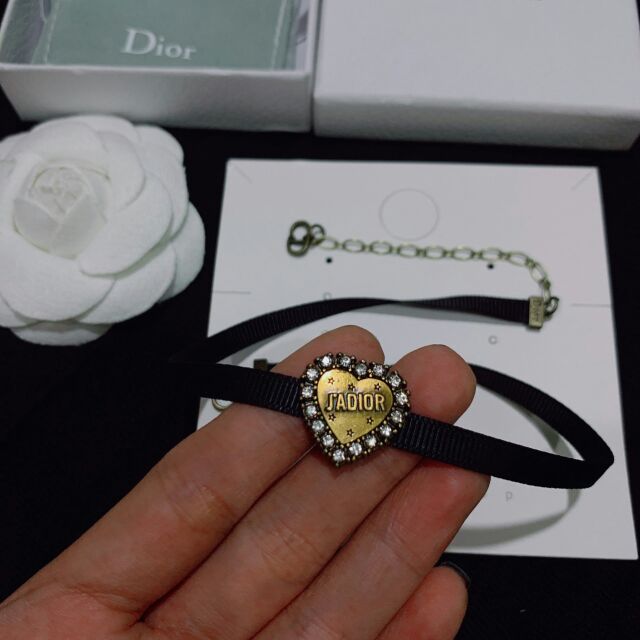 Choker trái tim Jadior
