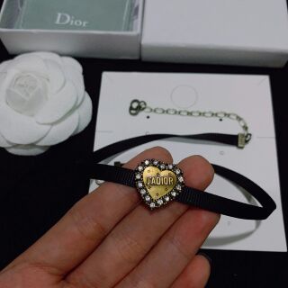 Choker trái tim Jadior