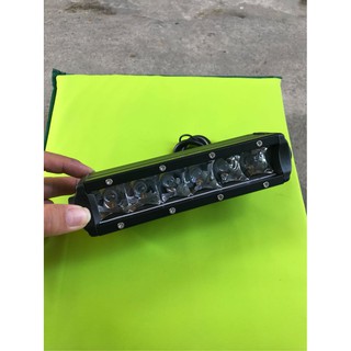 ĐÈN TRỢ SÁNG 6 BÓNG NGANG MẪU MỚI