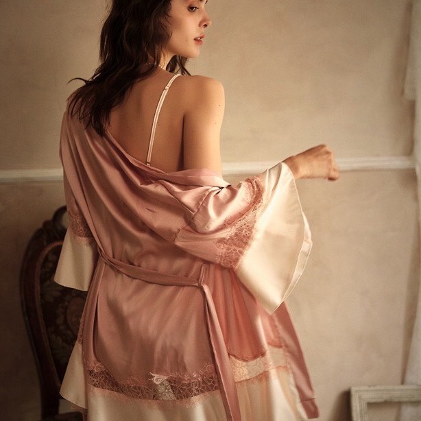 Áo Choàng Lụa Tay Bèo Phối Ren Cao Cấp Hàng Quảng Châu loại 1 AC701 | BigBuy360 - bigbuy360.vn