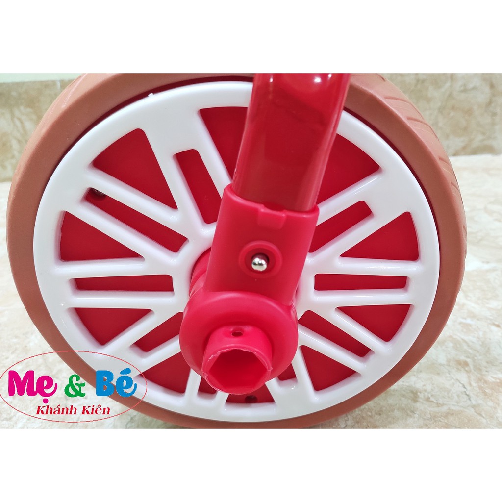 Xe Thăng Băng Kiêm Xe 3 Bánh, Chòi Chân Cho Bé.