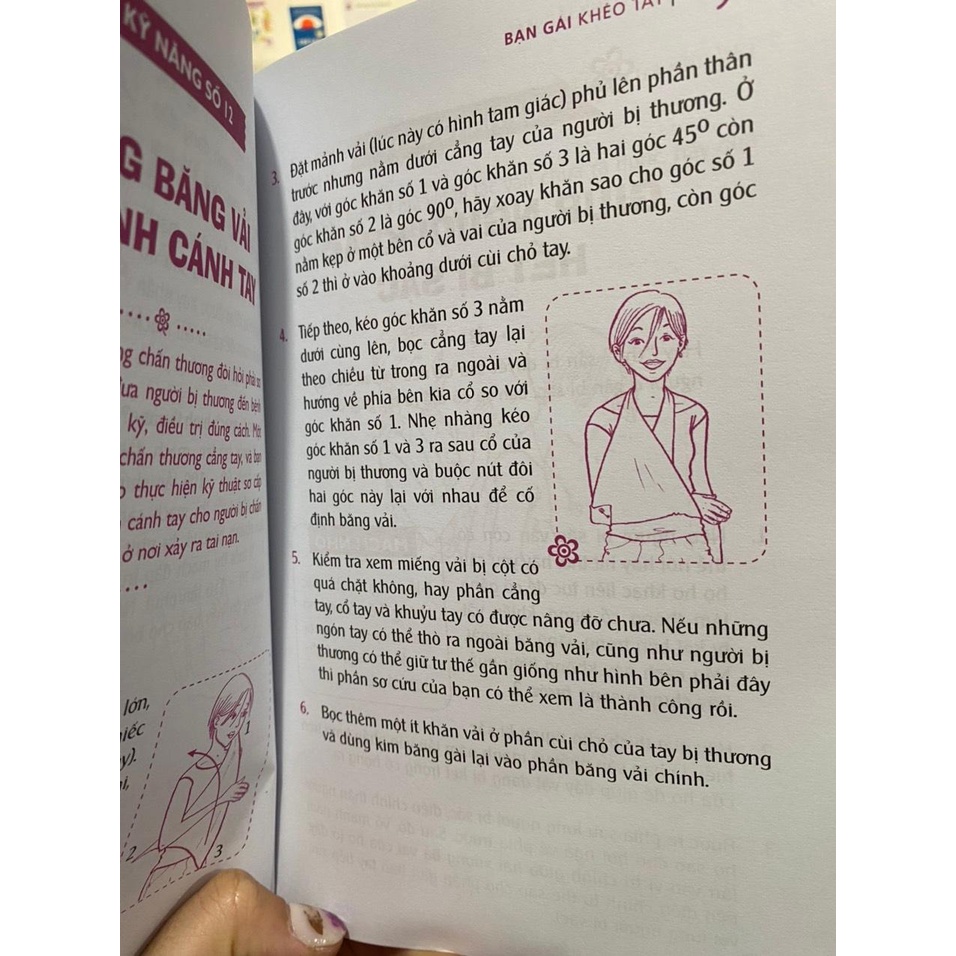 Sách - Bạn Gái Khéo Tay ( First News )