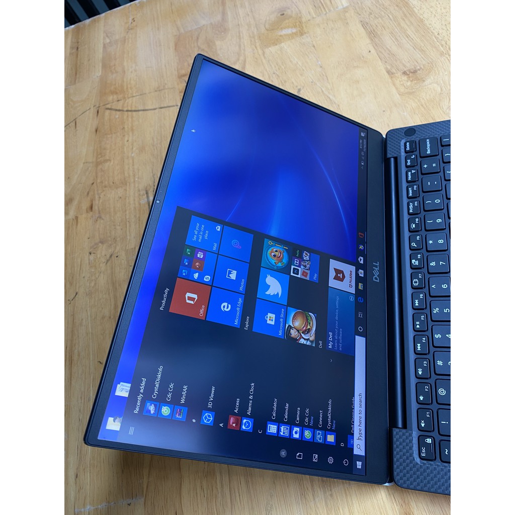 Laptop Dell XPS 7390