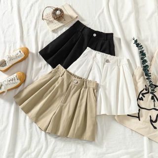Quần Shorts giả váy cạp chun phong cách mới nhất , phù hợp các bạn trẻ năng động , cá tính