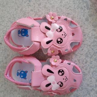 Giày bé tập đi size 16 đến 21 có kèn
