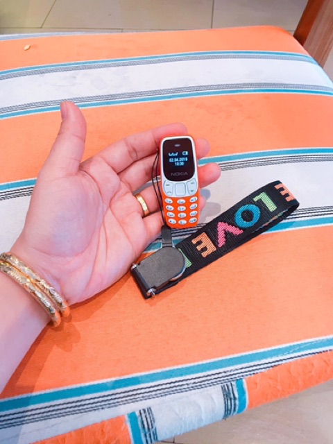 Điện thoai mini 2 sim siêu cute bán sỉ 7 màu: đỏ, vàng, cam, đen, xanh, hồng , xám | BigBuy360 - bigbuy360.vn