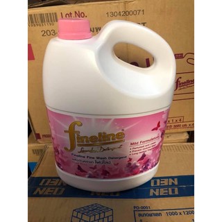 Nước giặt quần áo Fineline Thái Lan