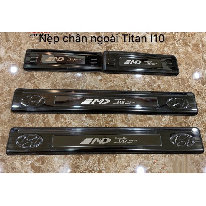 Bộ 8 ốp bậc trong ngoài xe Grand i10 mẫu titan phụ kiện đồ chơi ô tô