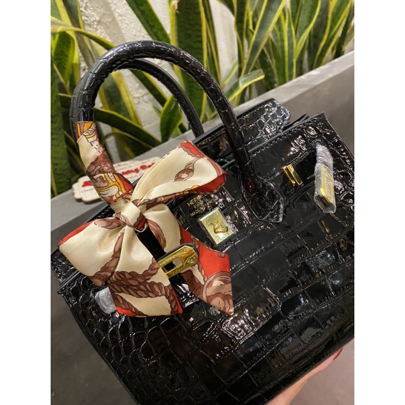 [BIKIN Rắn] Túi Da Rắn size 25-30cm da thật hàng đẹp | BigBuy360 - bigbuy360.vn