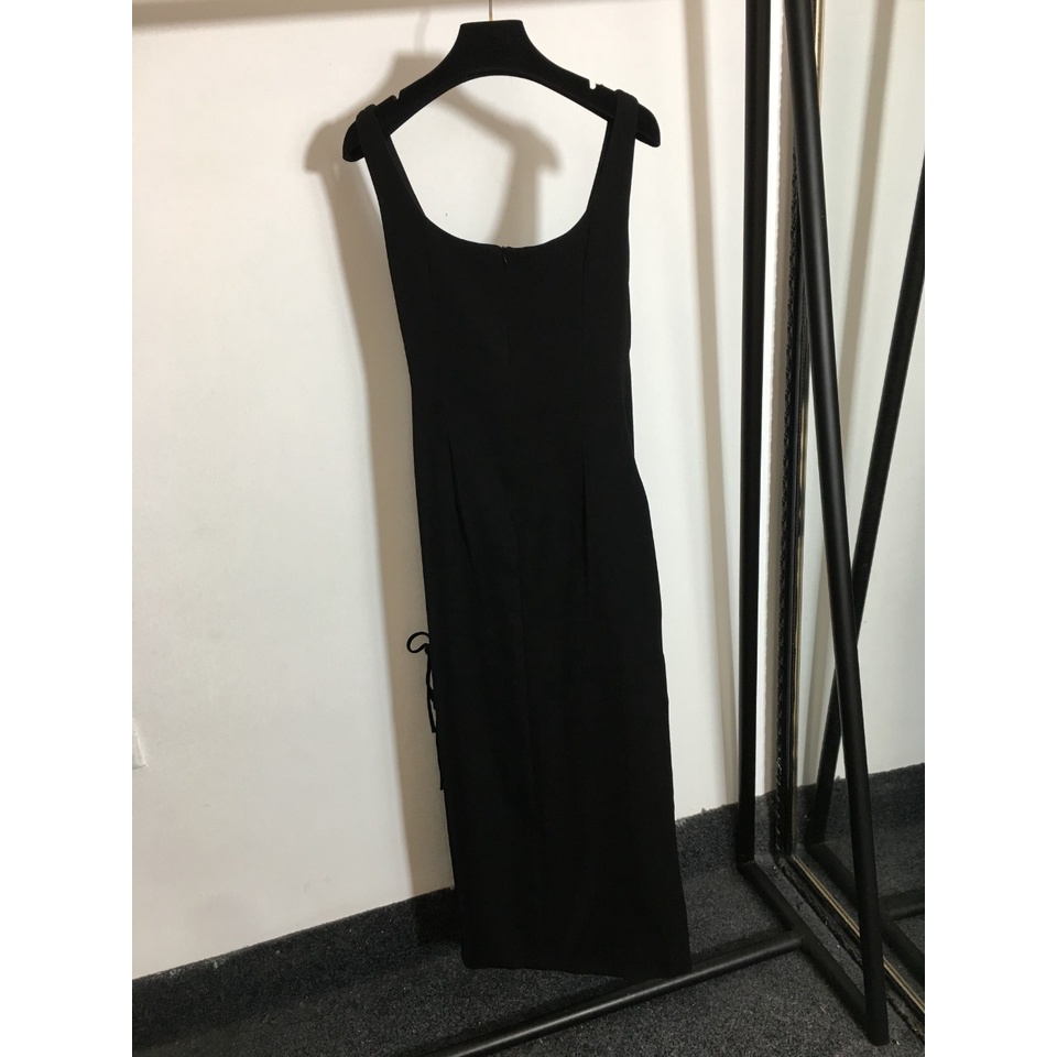 Đầm nữ hai dây thời trang cao cấp Versace thiết kế bó sat, phong cách thu hút