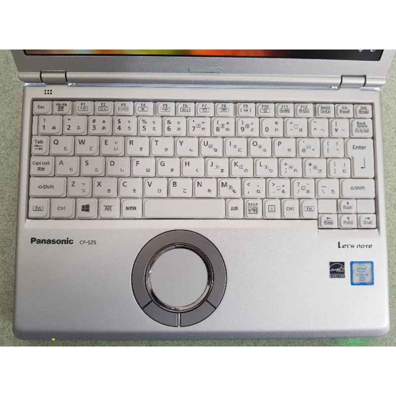 Laptop Panasonic cf-sz5 nhẹ 0.9kg 12.1" FHD 4gb 128gb