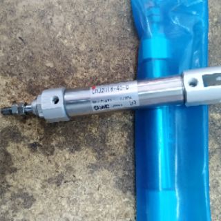 Xylanh đuôi chẻ kiểu smc CDJ2D
