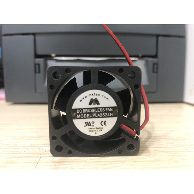 Quạt hút, quạt tản nhiệt máy tính DC 4cm 24V dòng 0.1A 40x40x20mm