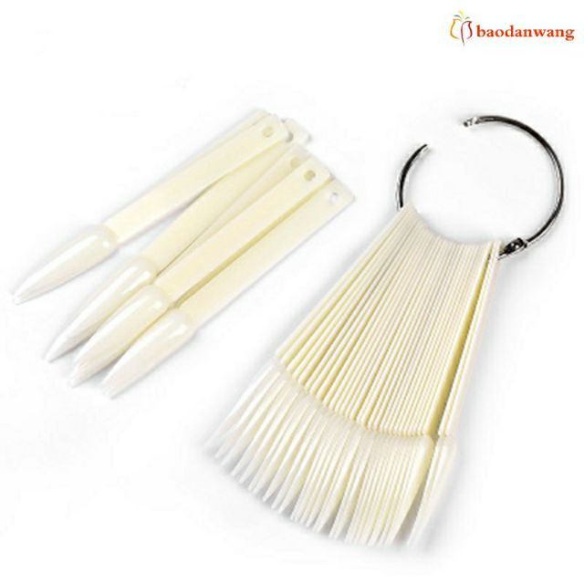MÓNG QUE NHỌN
