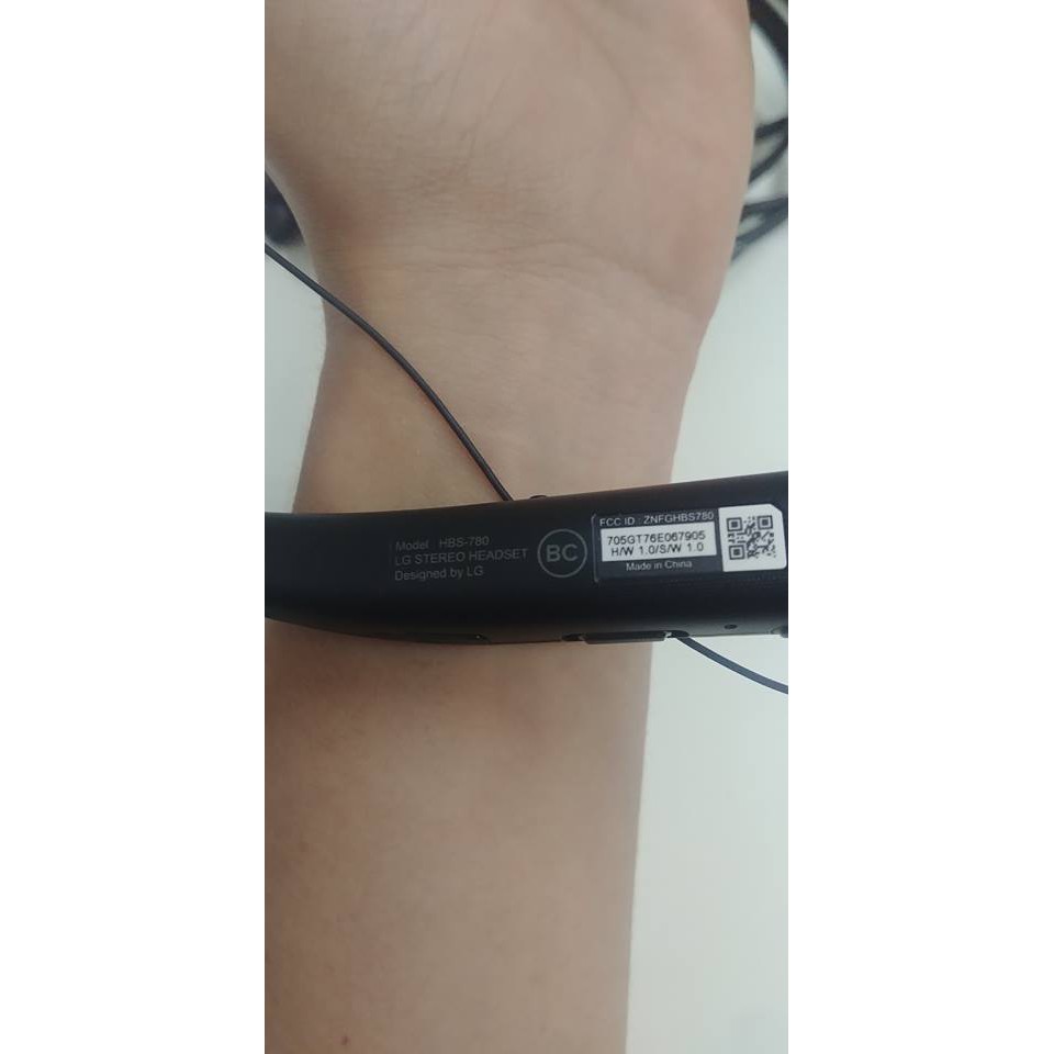 Tai nghe Bluetoolh LG HBS 780 chính hãng