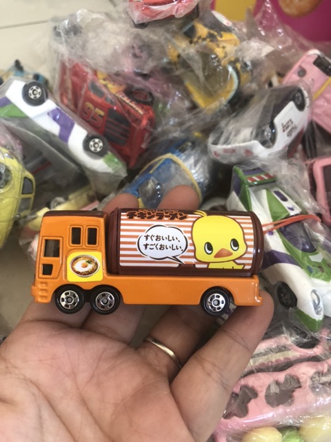 Mô hình Tomica Disney