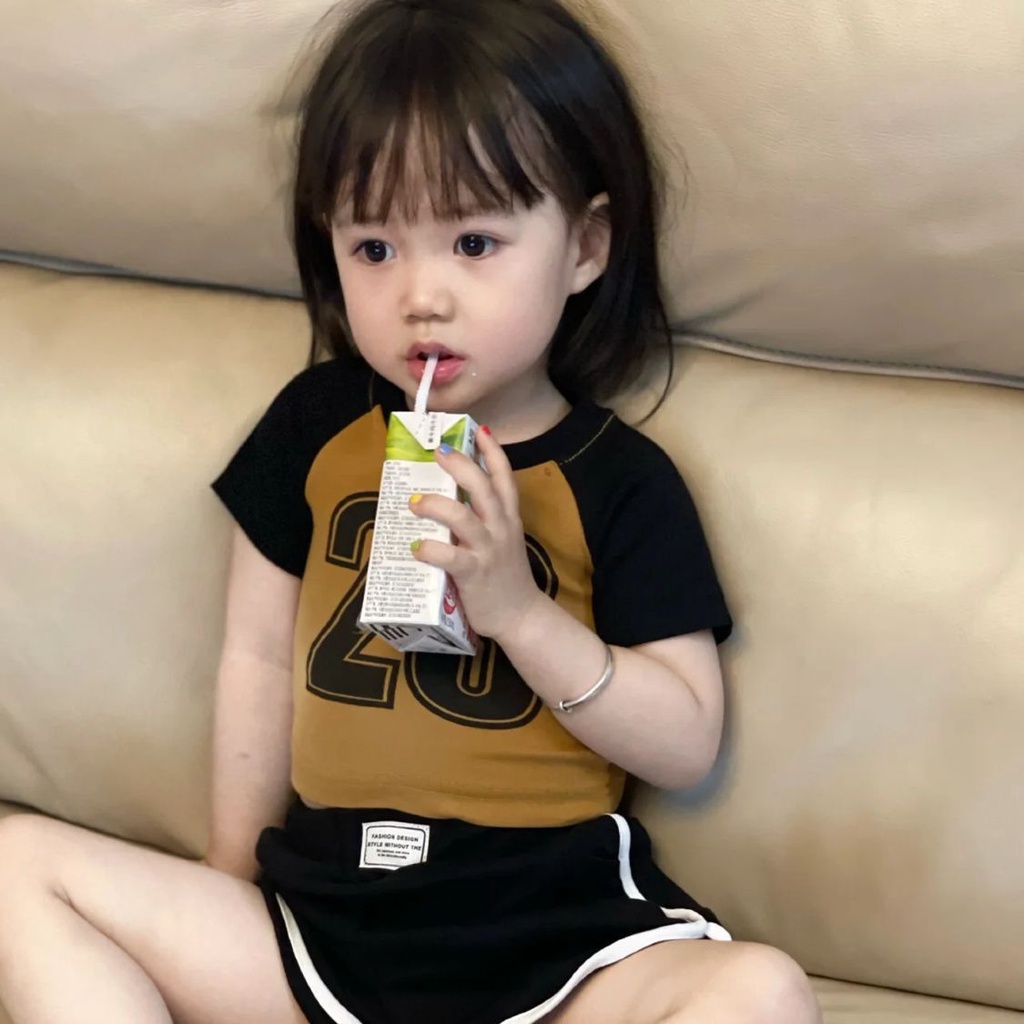 Set Áo Thun Ngắn Tay Và Quần Short Thể Thao Phong Cách Hàn Quốc Cho Bé Gái