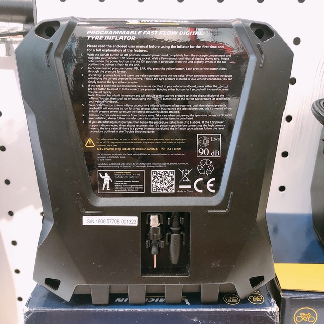 Bơm lốp tự ngắt Michelin 12266 12V - Model mới nhất - Bảo hành chính hãng