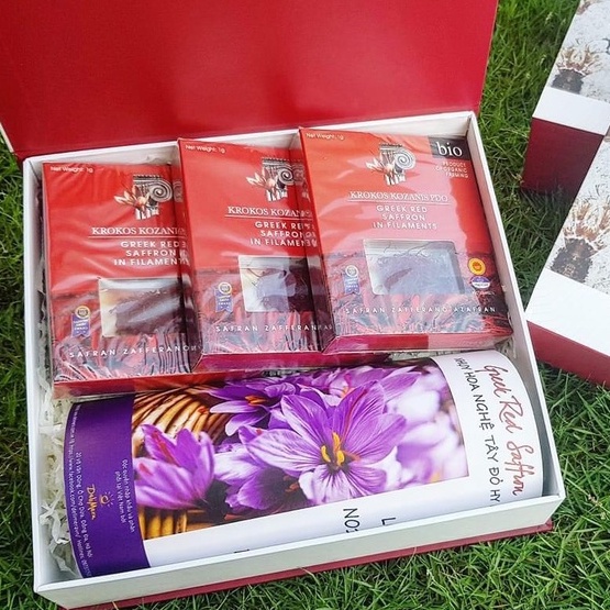 Hộp quà Saffron Organic Nhuỵ Hoa Nghệ Tây Hy Lạp tặng gia đình và người thân