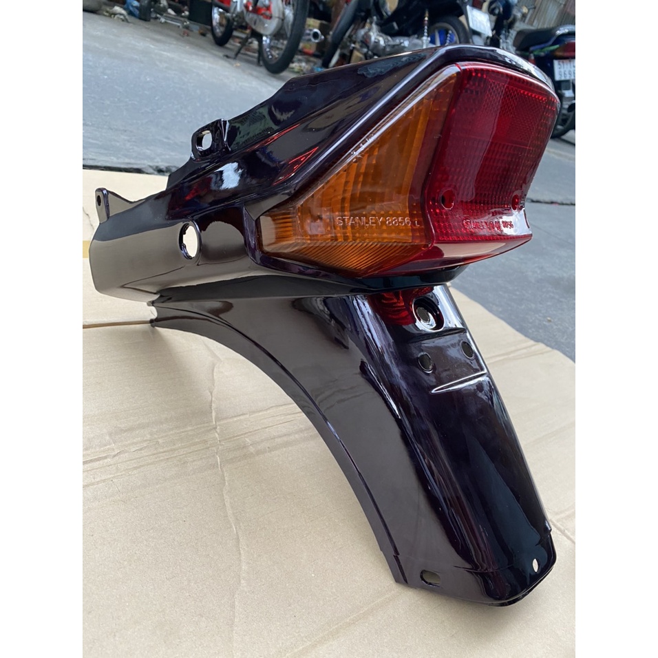 DÀN ÁO XE DREAM CÓ ĐÈN ĐẶC BIỆT