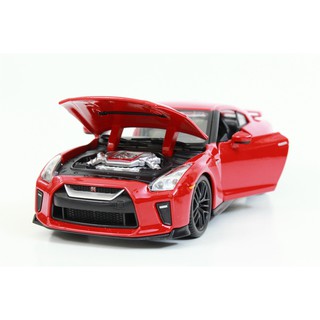 Mô hình xe Nissan GT-R 2017 1:24 Bburago