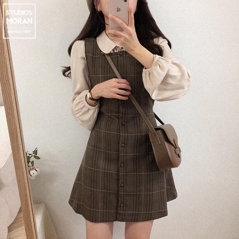 (HÀNG SẴN) Váy yếm ba lỗ kẻ sọc nâu vintage MORAN xòe ngắn thắt nơ eo style mùa thu Hàn Quốc - Có ảnh thật | BigBuy360 - bigbuy360.vn