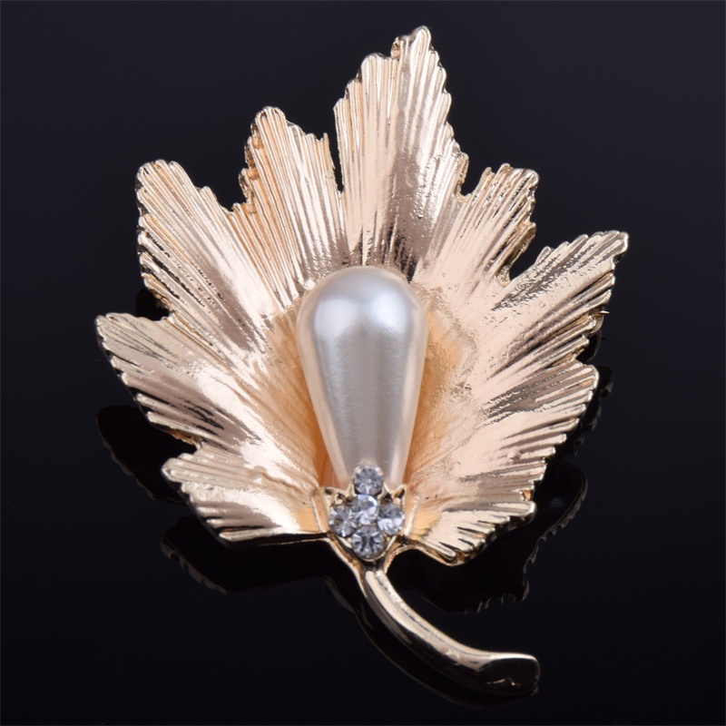 Trâm Cài Áo Hình Lá Phong Bằng Hợp Kim Cao Cấp Dễ Phối Đồ Thời Trang Cho Nữ