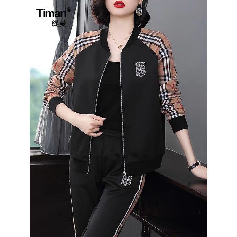 Bộ thể thao phối kẻ