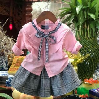 Set áo sơ mi hồng dài tay + chân váy kẻ cho bé gái