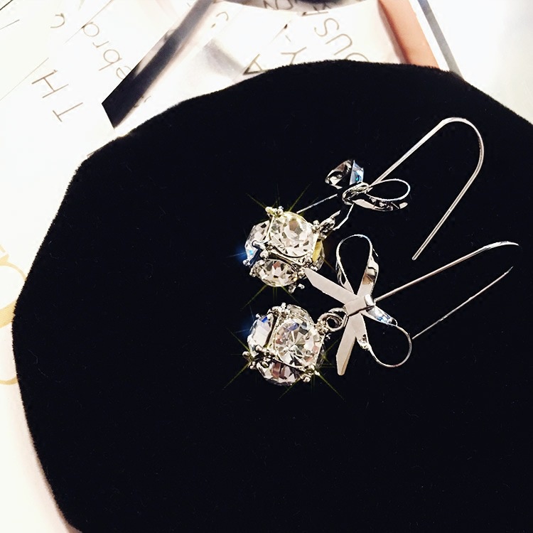 Khuyên Tai Nữ Hình Tròn Đính Đá Phong Cách Bohemian Thời Trang Mới