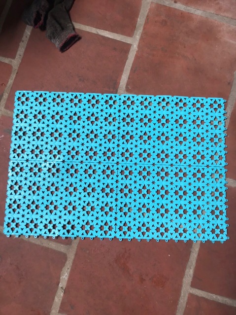 Lót sàn nhựa cho chó mèo