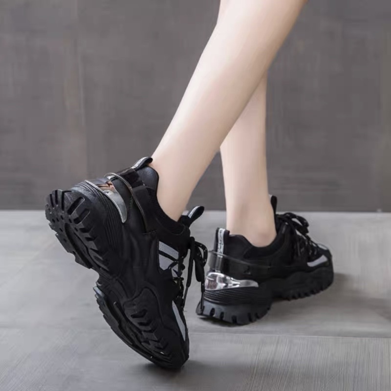 Giày Thể Thao Sneaker Nữ Gót Bạc Có Phản Quang