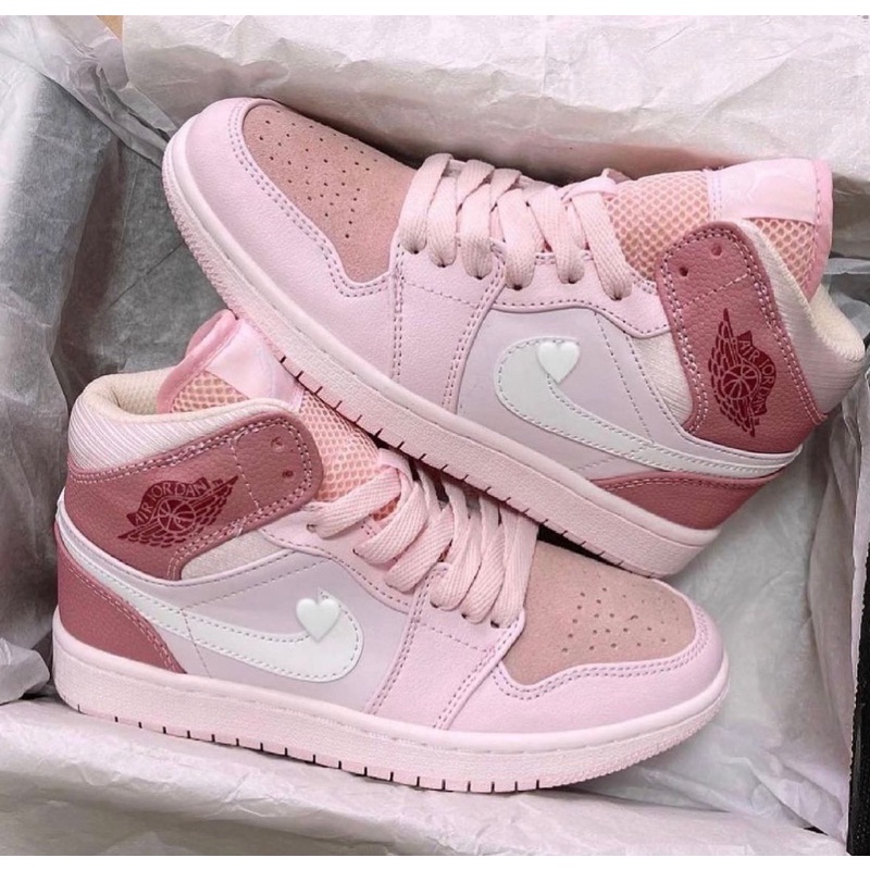 [𝐇𝐎𝐓 𝐓𝐑𝐄𝐍𝐃] 𝐉𝐨𝐫𝐝𝐚𝐧 tổng hợp các mẫu sneaker hot 2021 | BigBuy360 - bigbuy360.vn