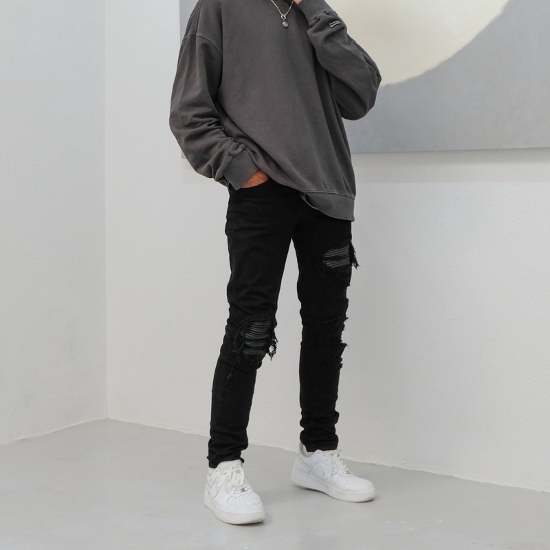 Quần jean nam, quần bò nam biker cao cấp màu đen KQ43, form slimfit ôm vừa, chất jean co giãn thoải mái.