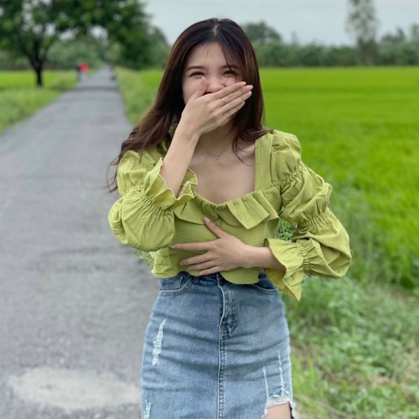 Áo kiểu tay dài cổ vuông phối tầng ,áo bánh bèo babydoll,chất vãi đũi mềm siêu xinh PLA08