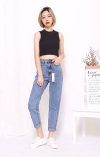 # Quần jeans ống thụng cạp cao