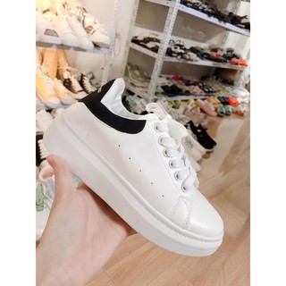 Giày sneaker MC QUEEN gót đen trơn hàng rẻ