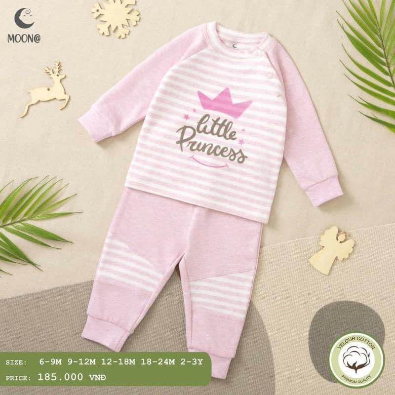 Bộ Moon thu đông cài lệch cho bé