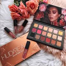 Bảng màu mắt.Huda Beauty Rose Gold Palette Remastered 16,6g