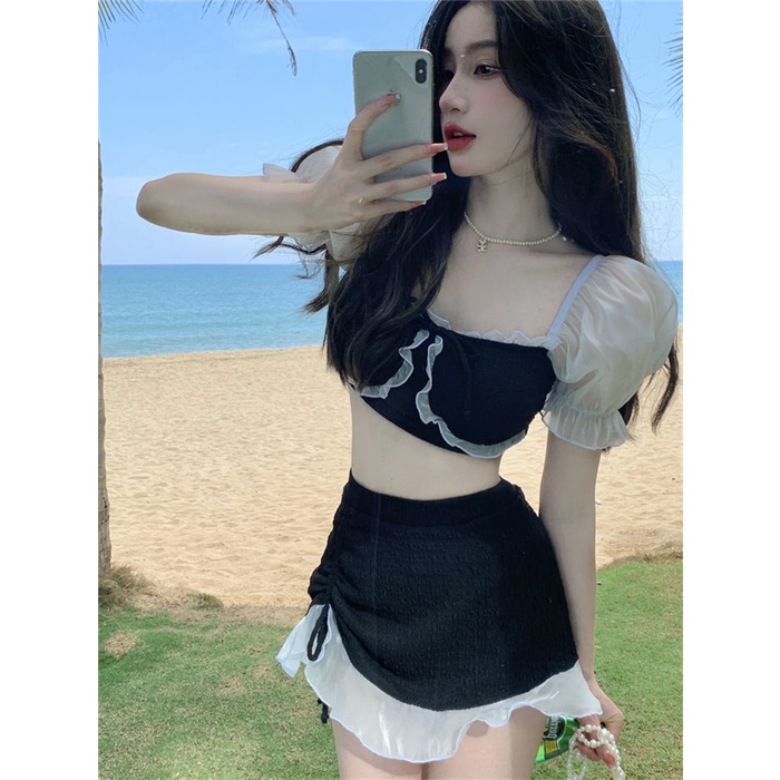 Bikini bãi biển 2 mảnh trông gầy bên trong với quần short bảo thủ phụ nữ áo tắm