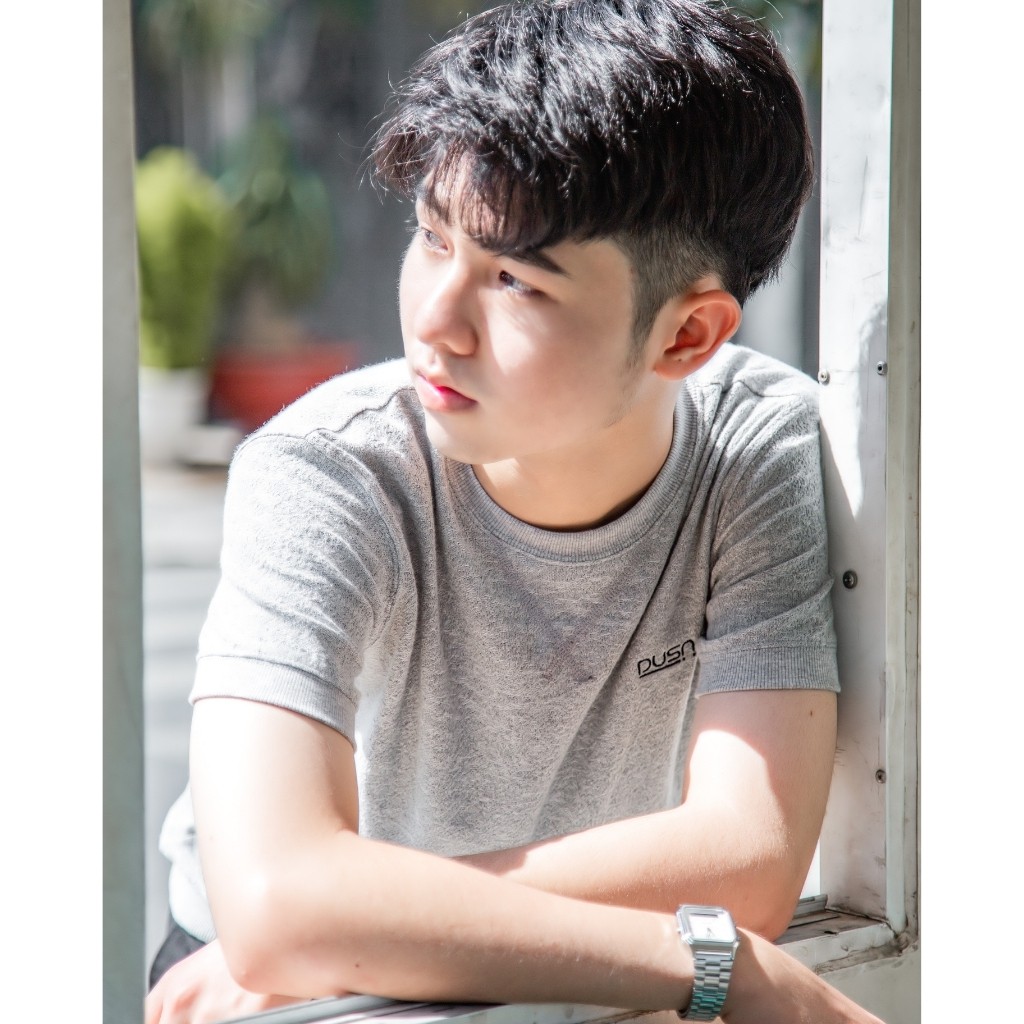 Áo thun nam cổ tròn DUSA vải Cotton co giãn,dày dặn, kích cỡ vừa vặn DS01 | BigBuy360 - bigbuy360.vn