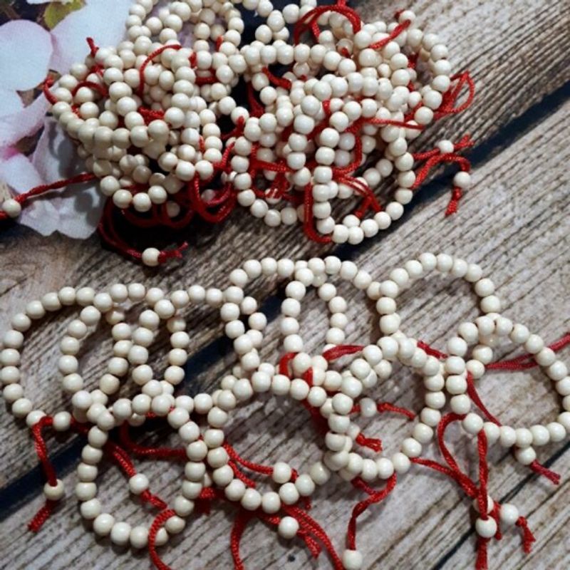 Vòng Dâu Tằm Cho Bé Yêu Ngủ Ngon