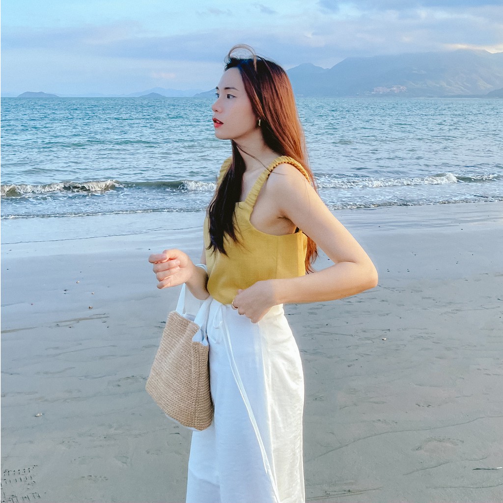 Set Fabric Holic - Áo 2 dây vàng mustard và Chân váy midi trắng | BigBuy360 - bigbuy360.vn