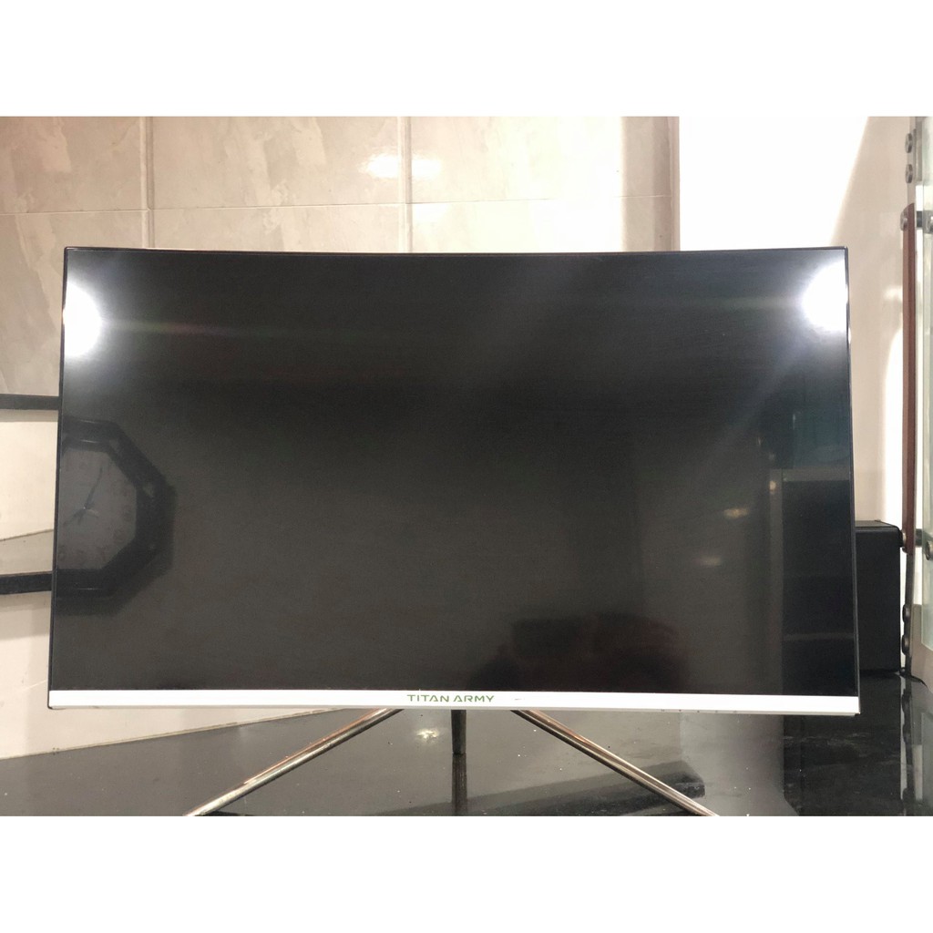 LCD Titan Arrmy 32 Cong Cũ giá siêu rẻ | BigBuy360 - bigbuy360.vn