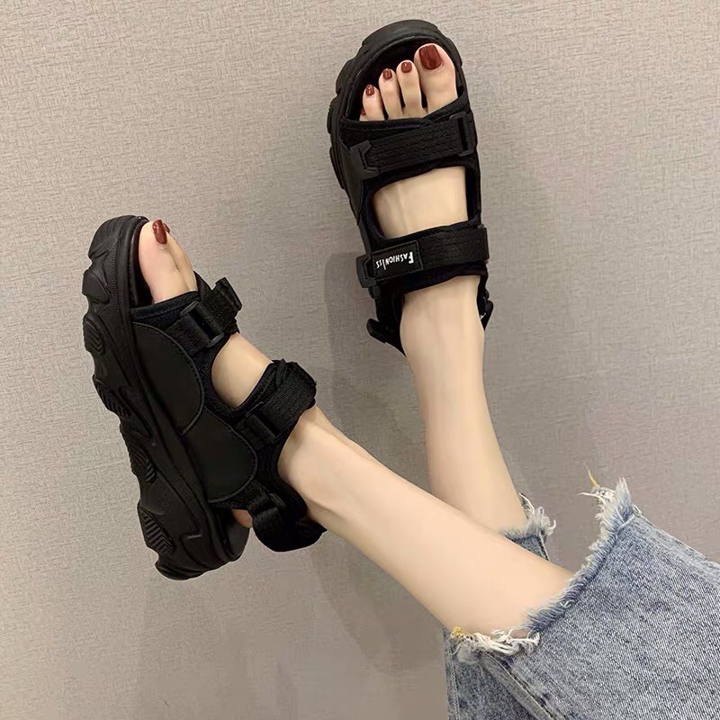 Giày sandal
