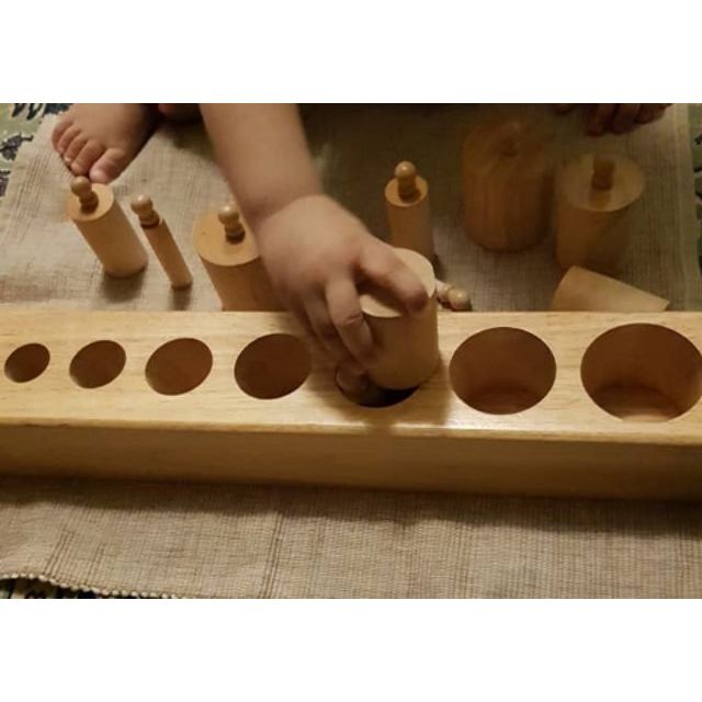 Trụ có núm Montessori (Cylinder blocks)