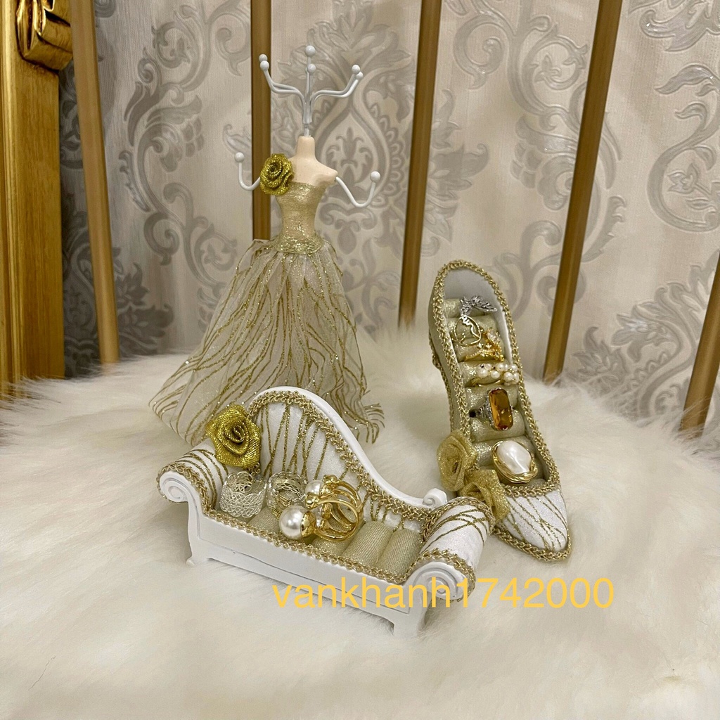 Set 3 món váy/giày/ghế treo trang sức hoàng kim sang trọng